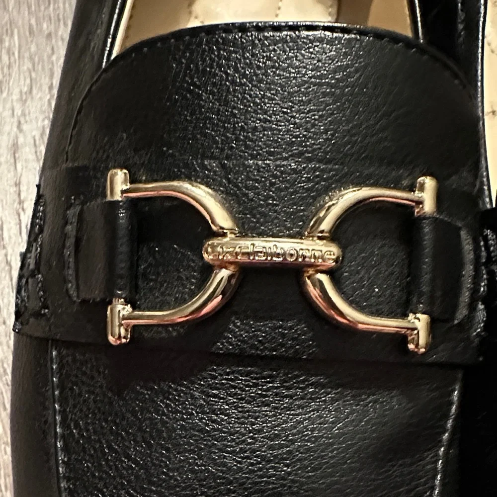 Liz Claiborne Black Loafers with Gold Buckle - Picture 4 of 7